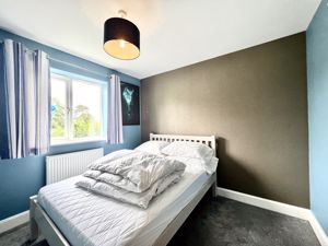 Bedroom- click for photo gallery